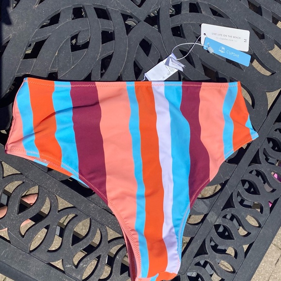 Cupshe “Pink & Striped Ruffle High Wasted Bikini” - Picture 4 of 4